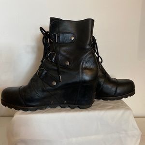 Sorel Joan of Arctic Black Lace Booties